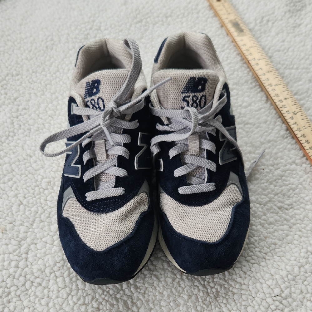 Mens New Balance Blue and White Sneakers Athletic Design Size 7.5